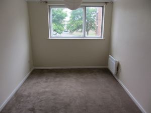 Bedroom- click for photo gallery